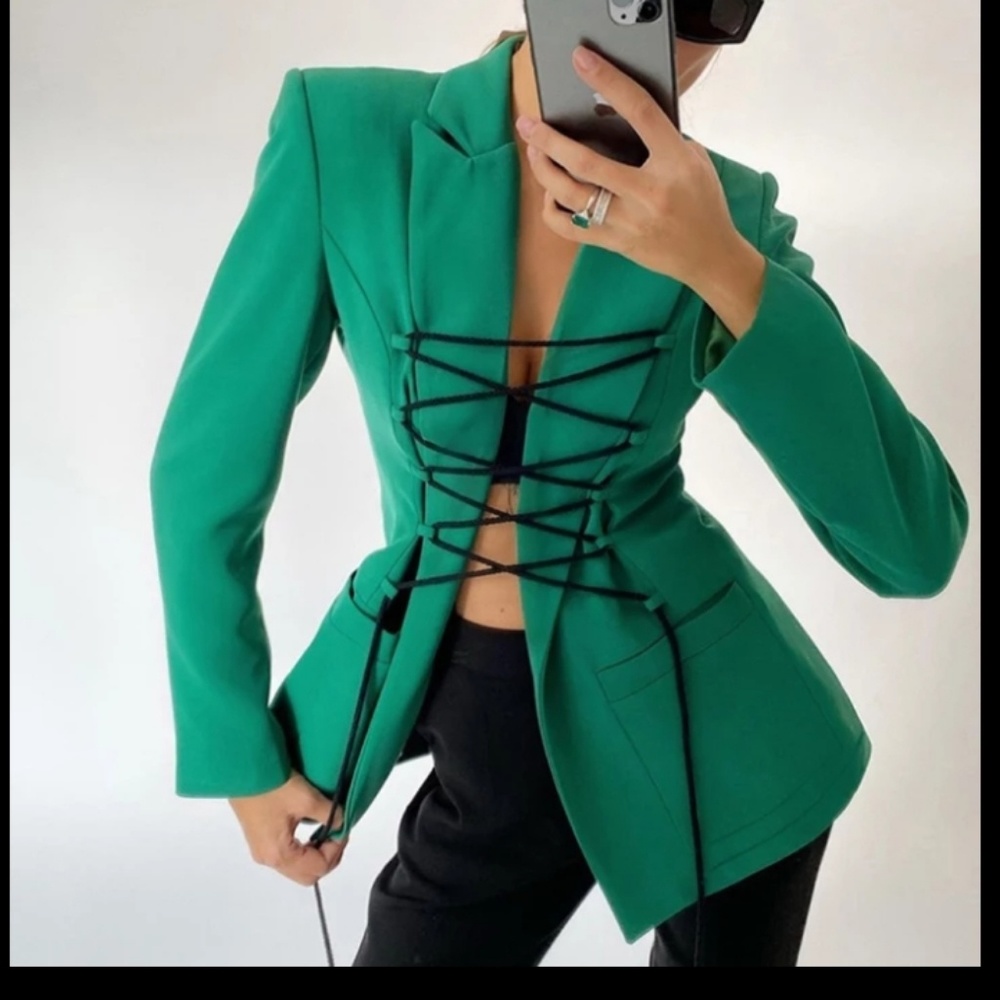 Meet your Posher, Dionne